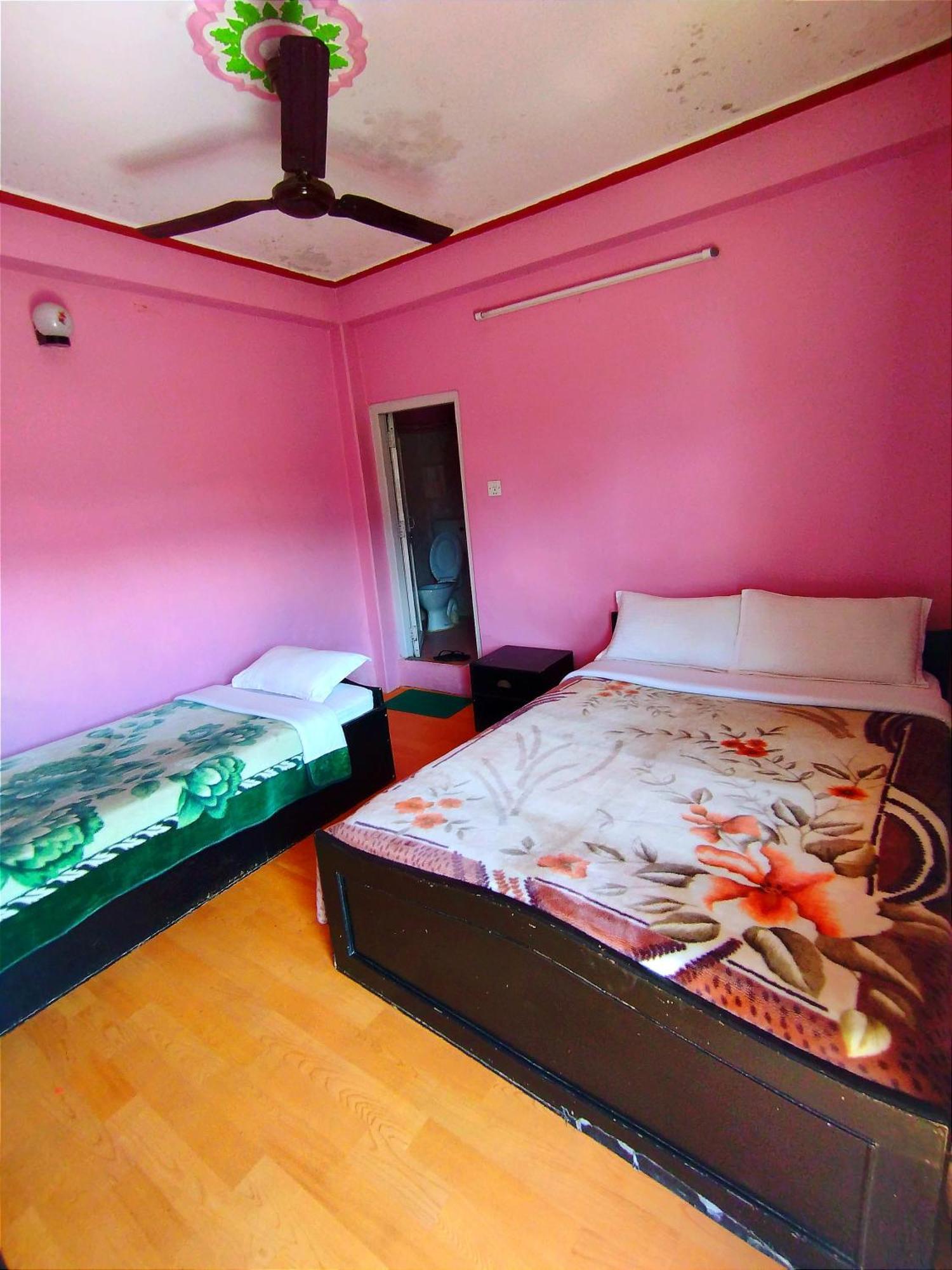 Hotel Santana 포카라 객실 사진