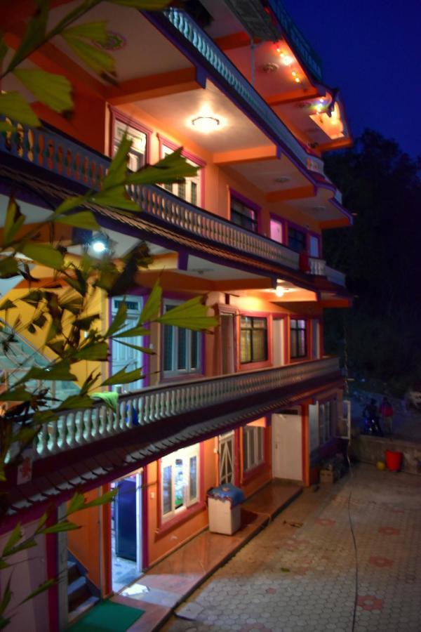 Hotel Santana 포카라 외부 사진